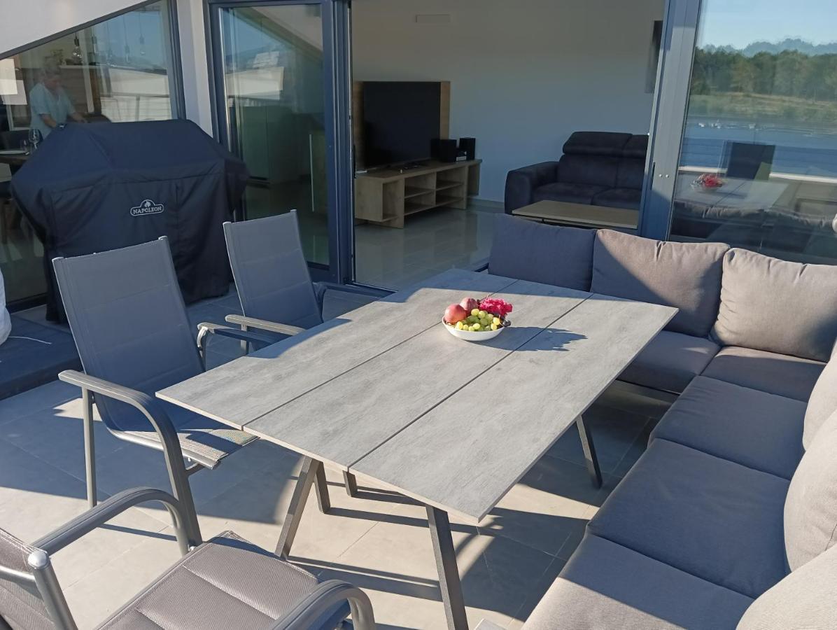 Penthouse Sunset Apartman Medulin Kültér fotó