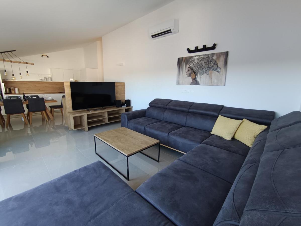 Penthouse Sunset Apartman Medulin Kültér fotó