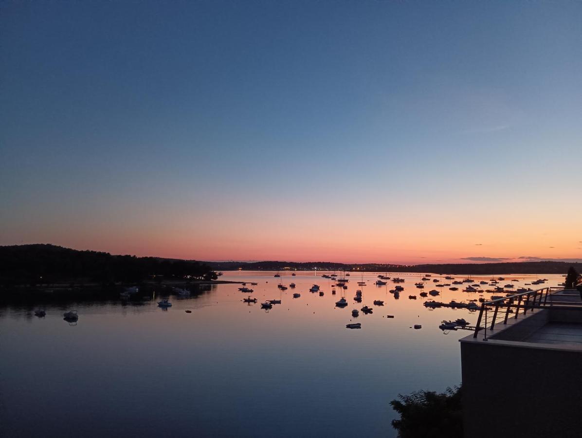 Penthouse Sunset Apartman Medulin Kültér fotó